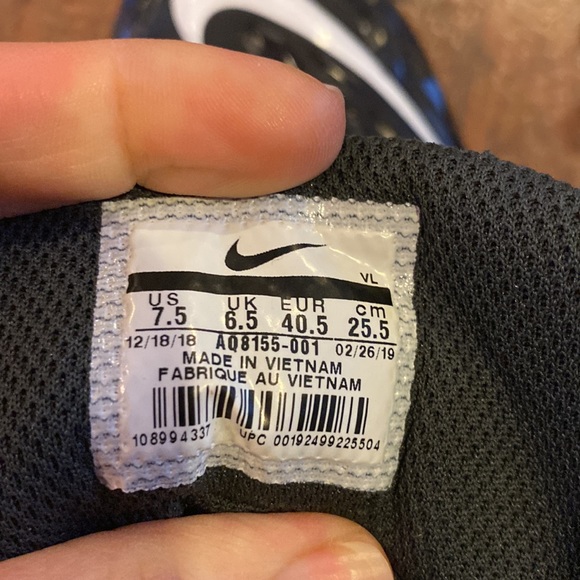 Nike cleats - Picture 3 of 3